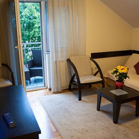 Villa Forest Belgrad Zewnętrze zdjęcie
